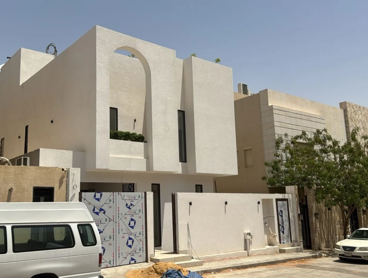 مبنى سكني بعد اكتمال تنفيذه